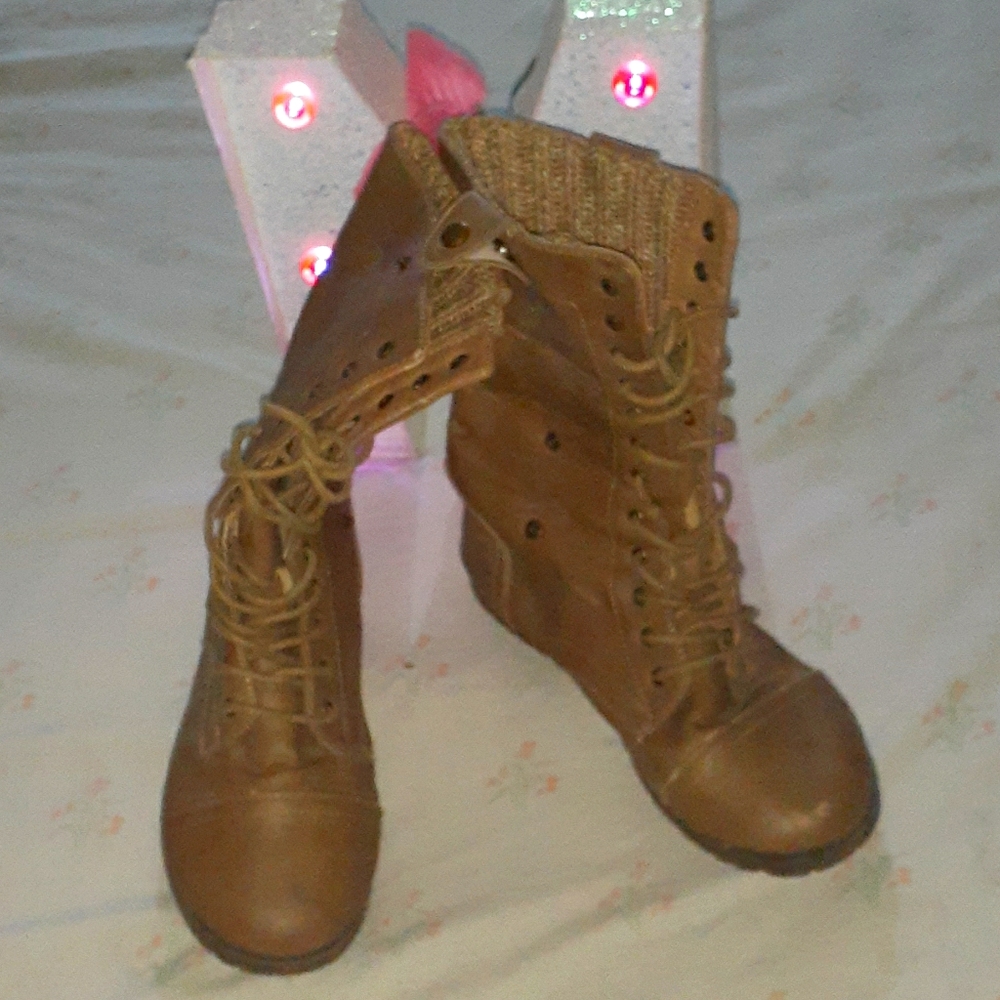 Ardene Boots